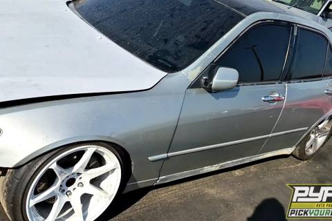 Photo of 2001 Lexus Is300