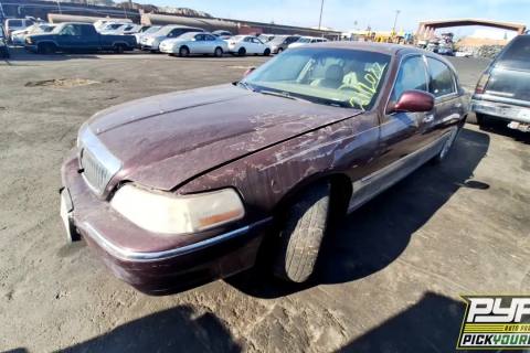 Photo of 2006 Lincoln Town Car