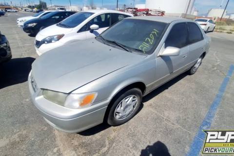 Photo of 2001 Toyota Camry