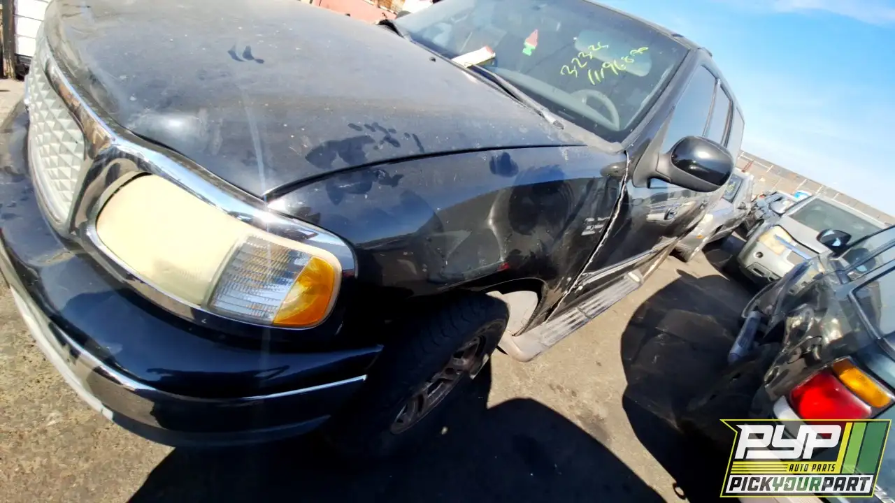 Photo of 2002 Ford Expedition