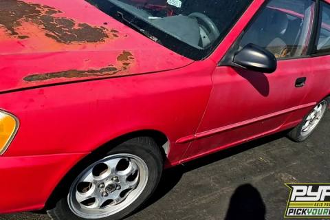 Photo of 2001 Hyundai Accent