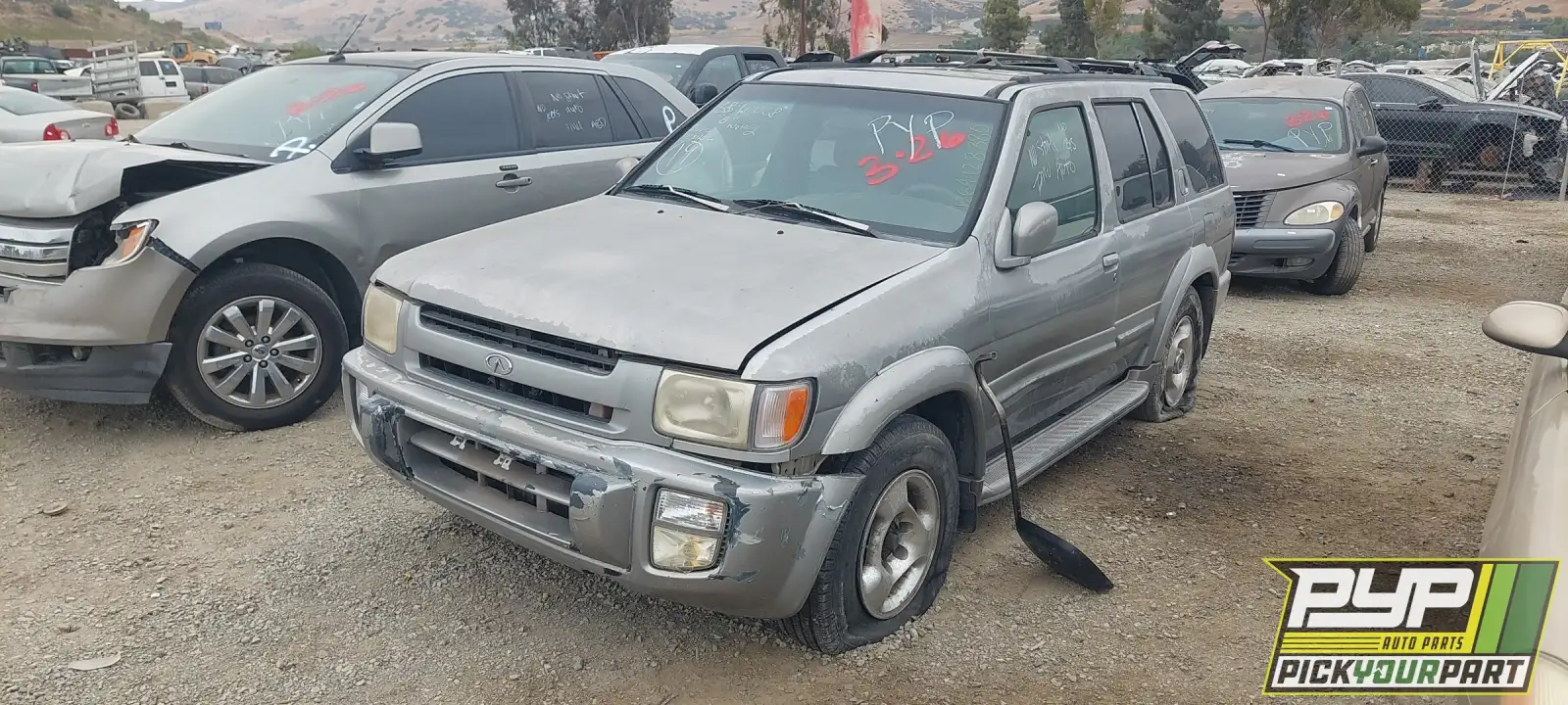 Photo of 1999 Infiniti Qx4