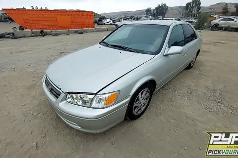 Photo of 2000 Toyota Camry