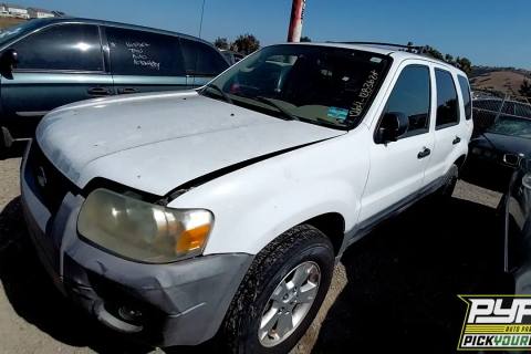 Photo of 2005 Ford Escape