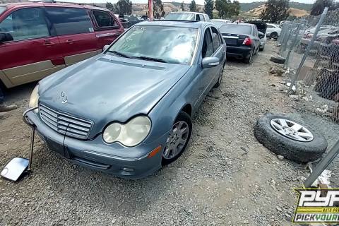 Photo of 2005 Mercedes-Benz C240
