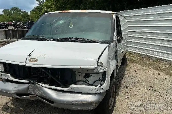 Photo of 1999 Ford Econoline
