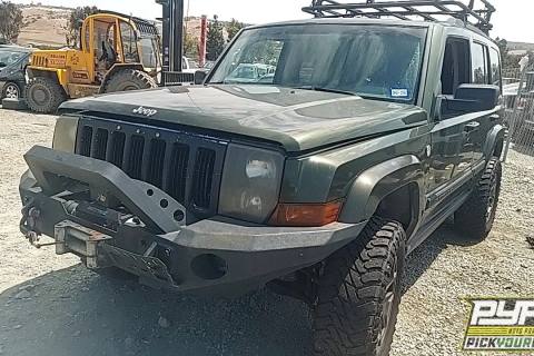 Photo of 2008 Jeep Commander