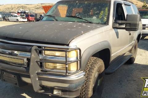 Photo of 1999 Chevrolet Tahoe
