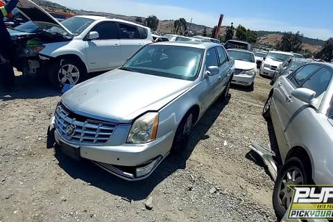 Photo of 2008 Cadillac Dts