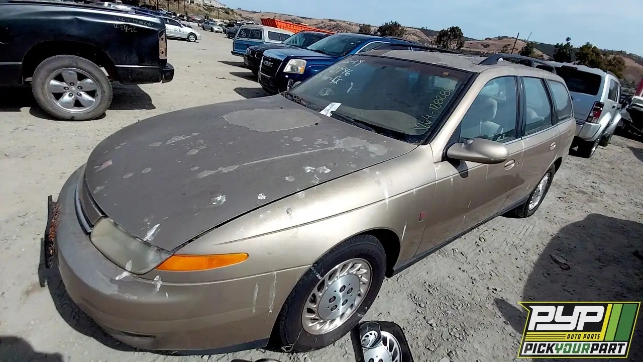 Photo of 2001 Saturn Lw300