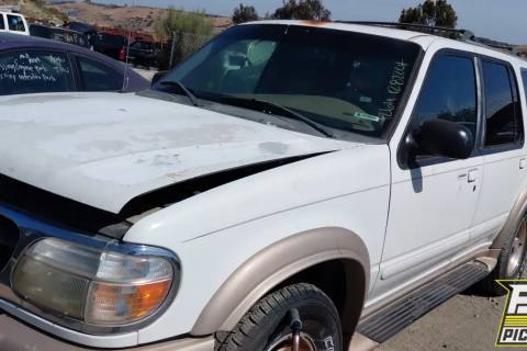 Photo of 1999 Ford Explorer