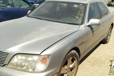 Photo of 1999 Lexus Ls400