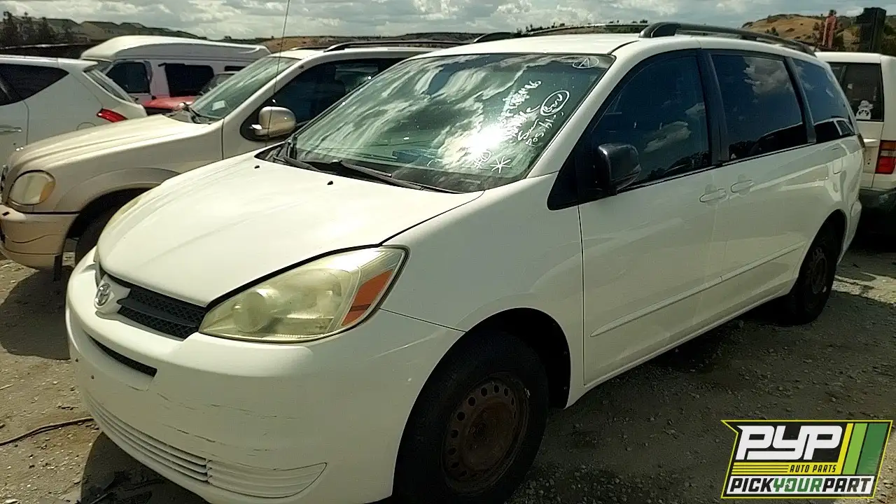 Photo of 2004 Toyota Sienna