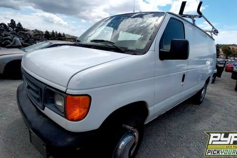 Photo of 2006 Ford E-250