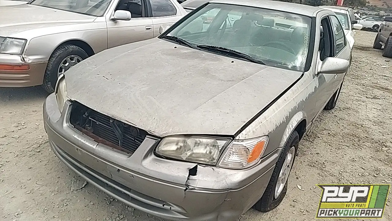 Photo of 2000 Toyota Camry