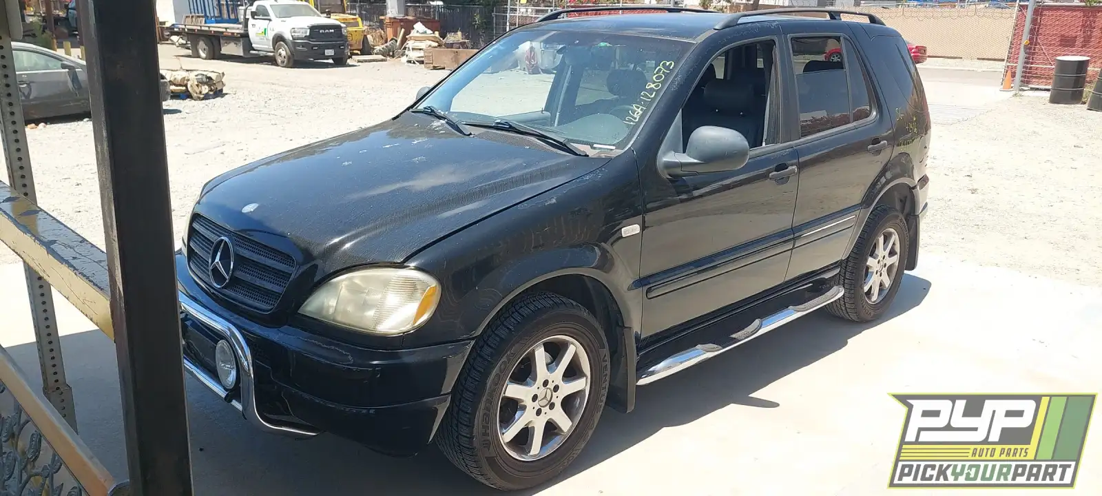 Photo of 1999 Mercedes-Benz Ml430