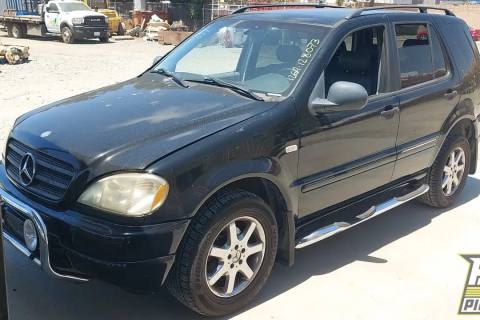 Photo of 1999 Mercedes-Benz Ml430