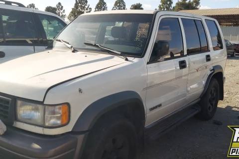Photo of 1996 Isuzu Trooper