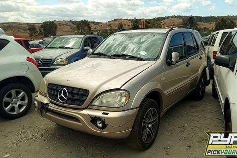 Photo of 2001 Mercedes-Benz Ml320