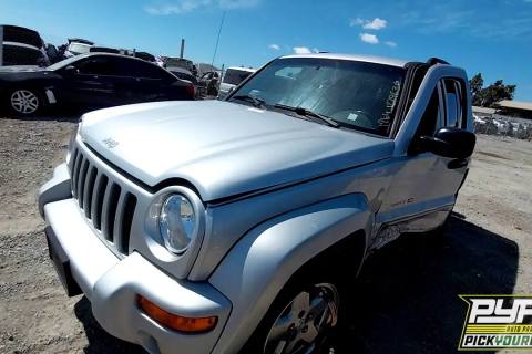 Photo of 2003 Jeep Liberty