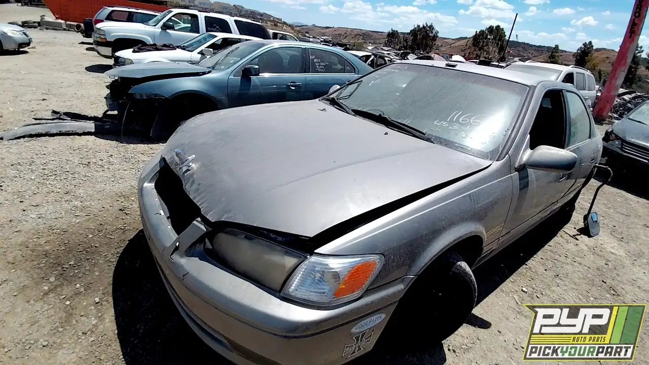 Photo of 2000 Toyota Camry