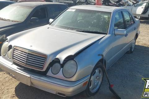 Photo of 1999 Mercedes-Benz E430