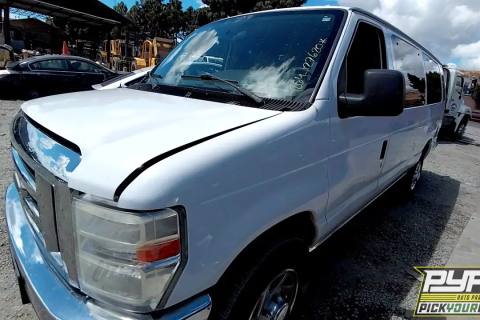 Photo of 2014 Ford E-350 Super Duty