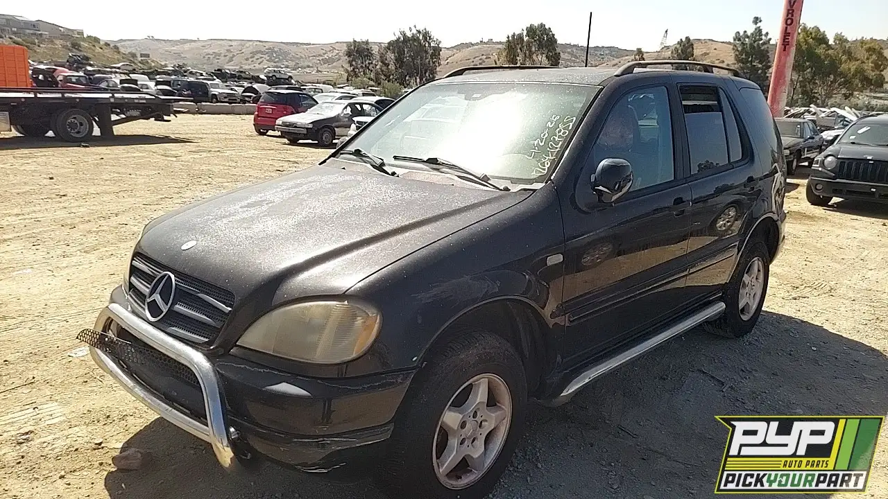 Photo of 2000 Mercedes-Benz Ml320