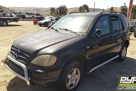 Photo of 2000 Mercedes-Benz Ml320