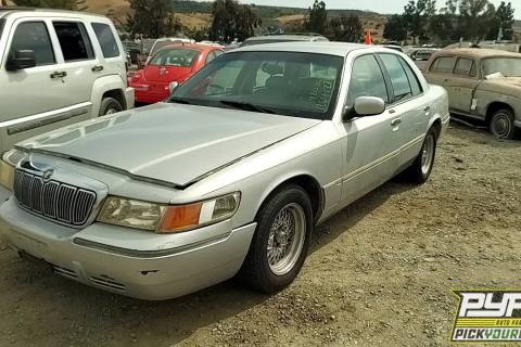 Photo of 2001 Mercury Grand Marquis