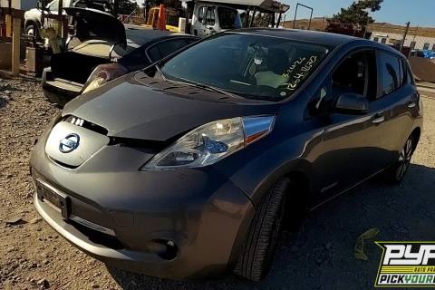 Photo of 2015 Nissan Leaf