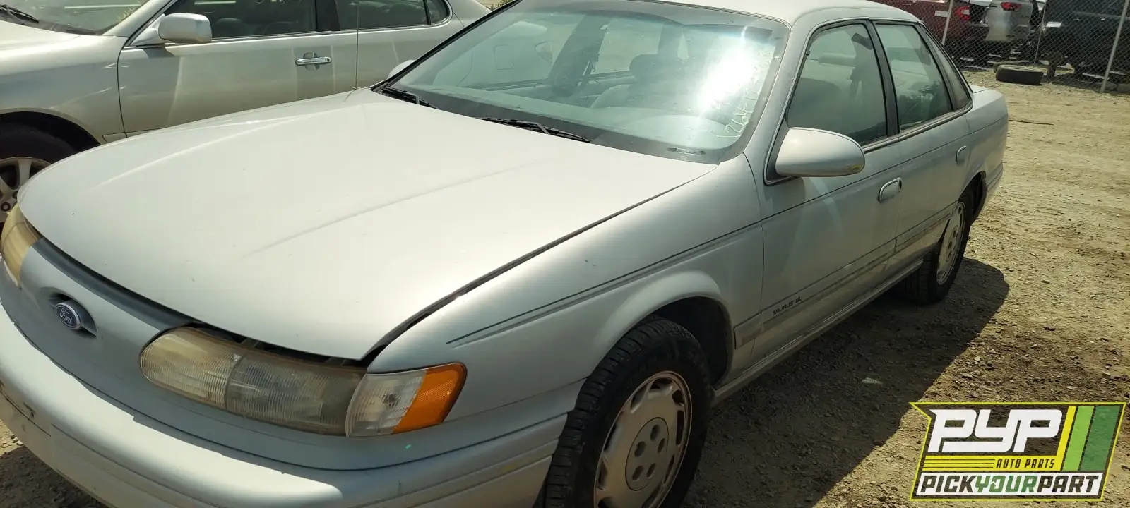 Photo of 1994 Ford Taurus