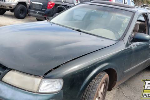 Photo of 1998 Nissan Maxima