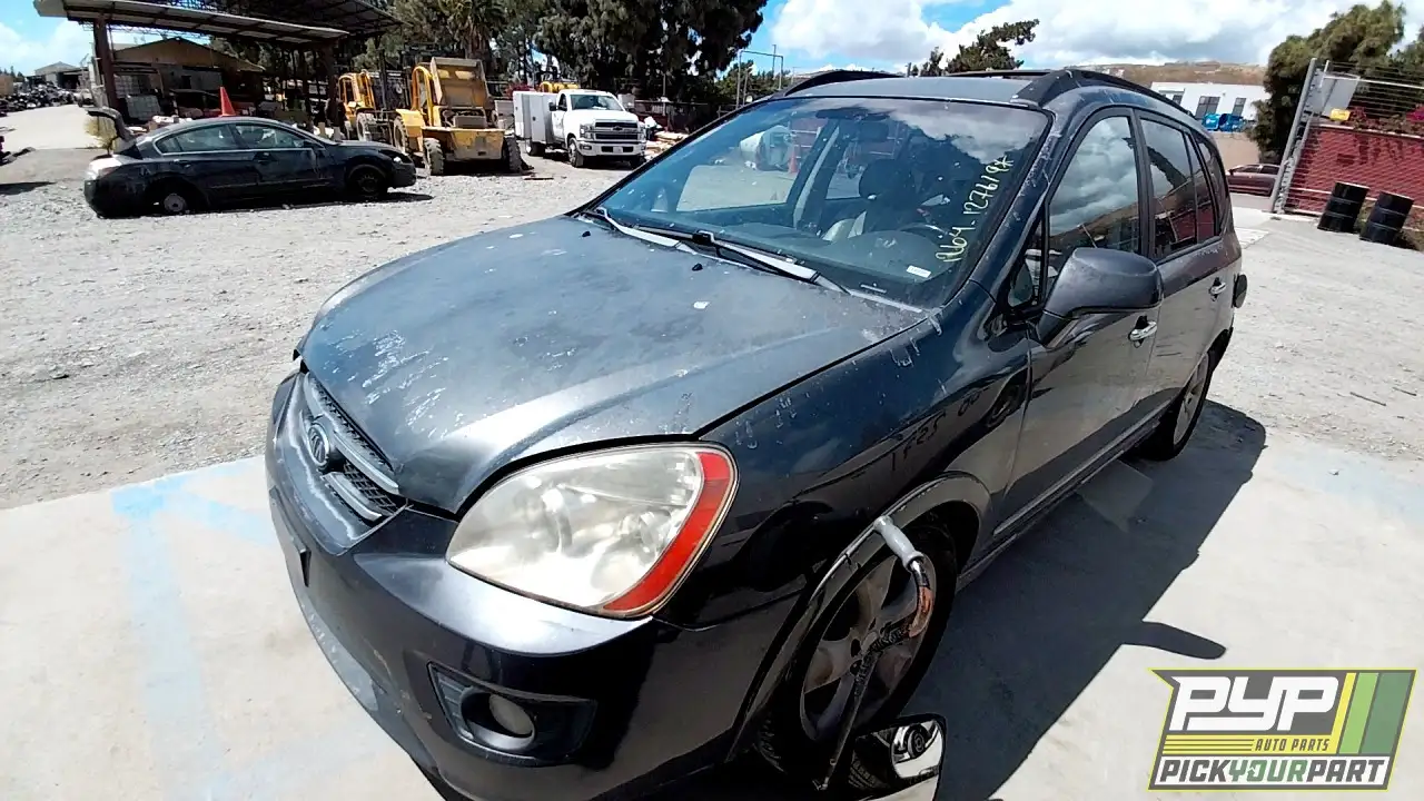 Photo of 2008 Kia Rondo