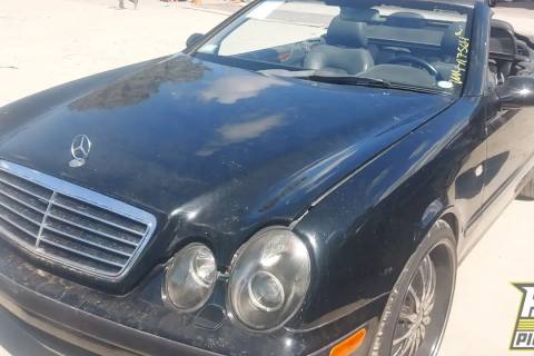 Photo of 1999 Mercedes-Benz Clk320