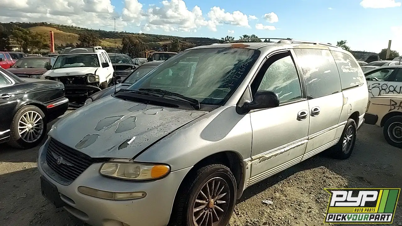 Photo of 2000 Chrysler Town & Country