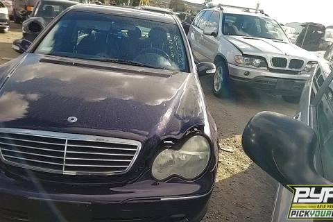 Photo of 2001 Mercedes-Benz C320