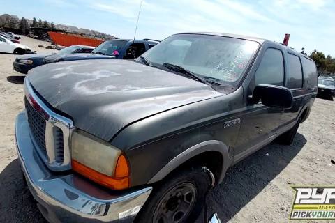 Photo of 2000 Ford Excursion