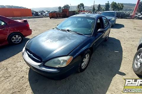 Photo of 2003 Ford Taurus