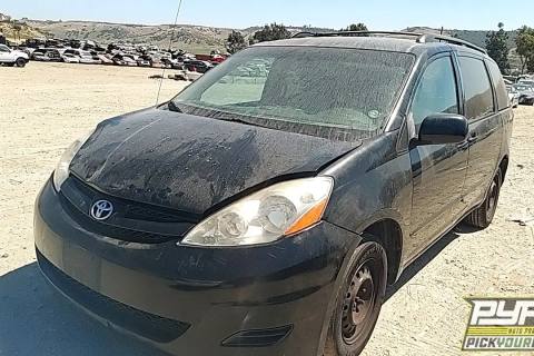 Photo of 2009 Toyota Sienna