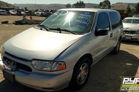Photo of 2000 Nissan Quest