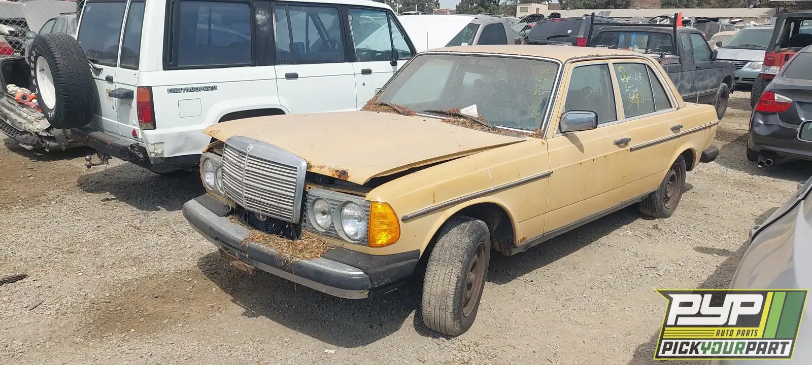 Photo of 1978 Mercedes-Benz 230