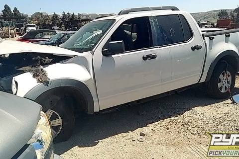 Photo of 2009 Ford Explorer Sport Trac
