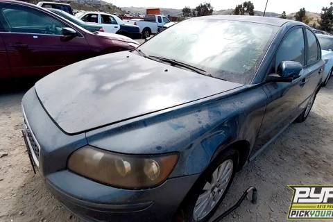 Photo of 2005 Volvo S40
