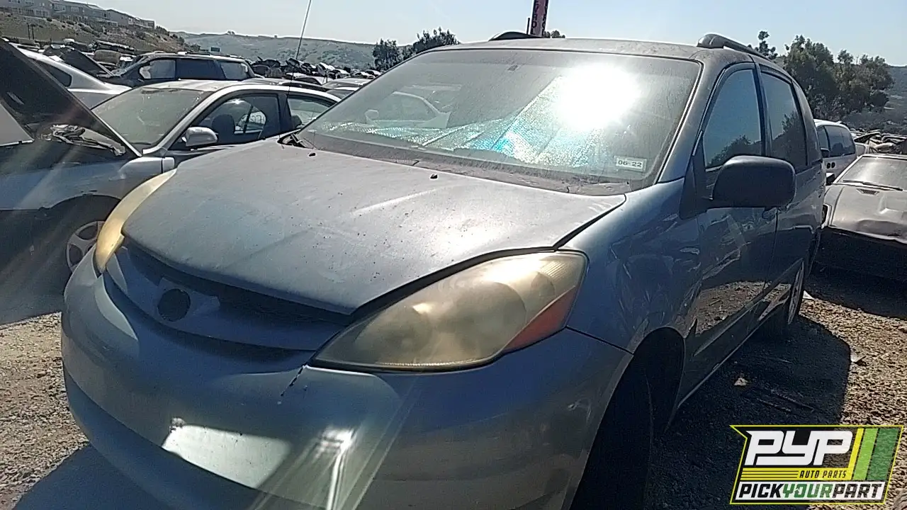 Photo of 2006 Toyota Sienna
