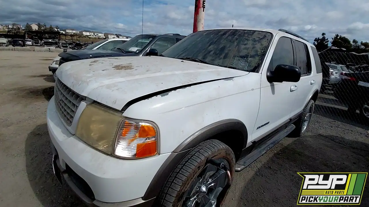 Photo of 2004 Ford Explorer