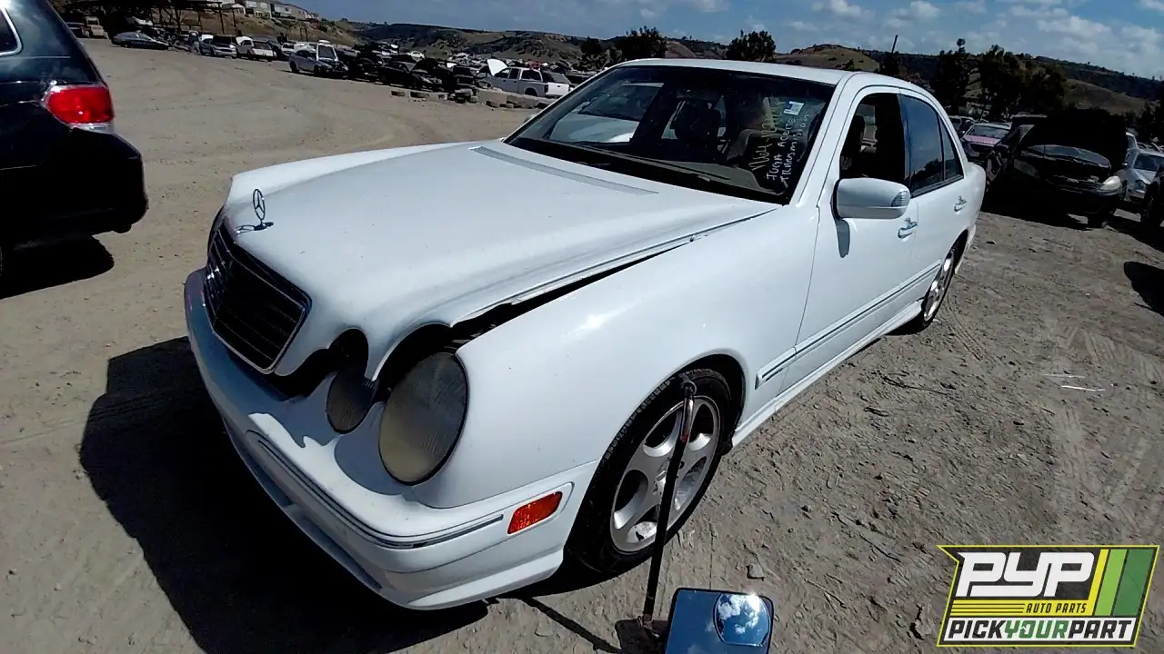 Photo of 2001 Mercedes-Benz E320