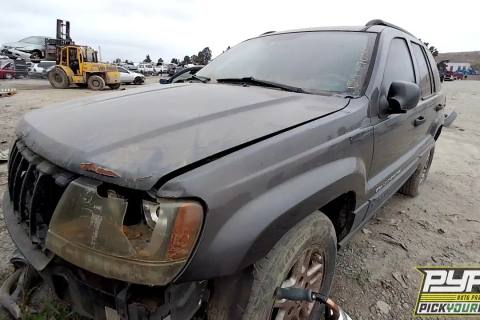 Photo of 2004 Jeep Grand Cherokee