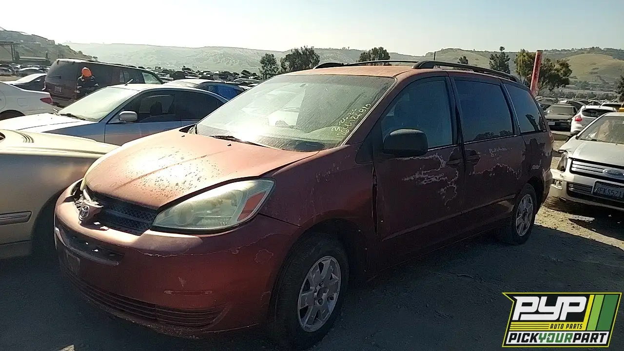 Photo of 2004 Toyota Sienna