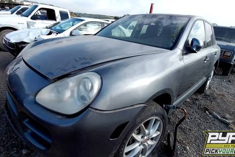 Photo of 2005 Porsche Cayenne
